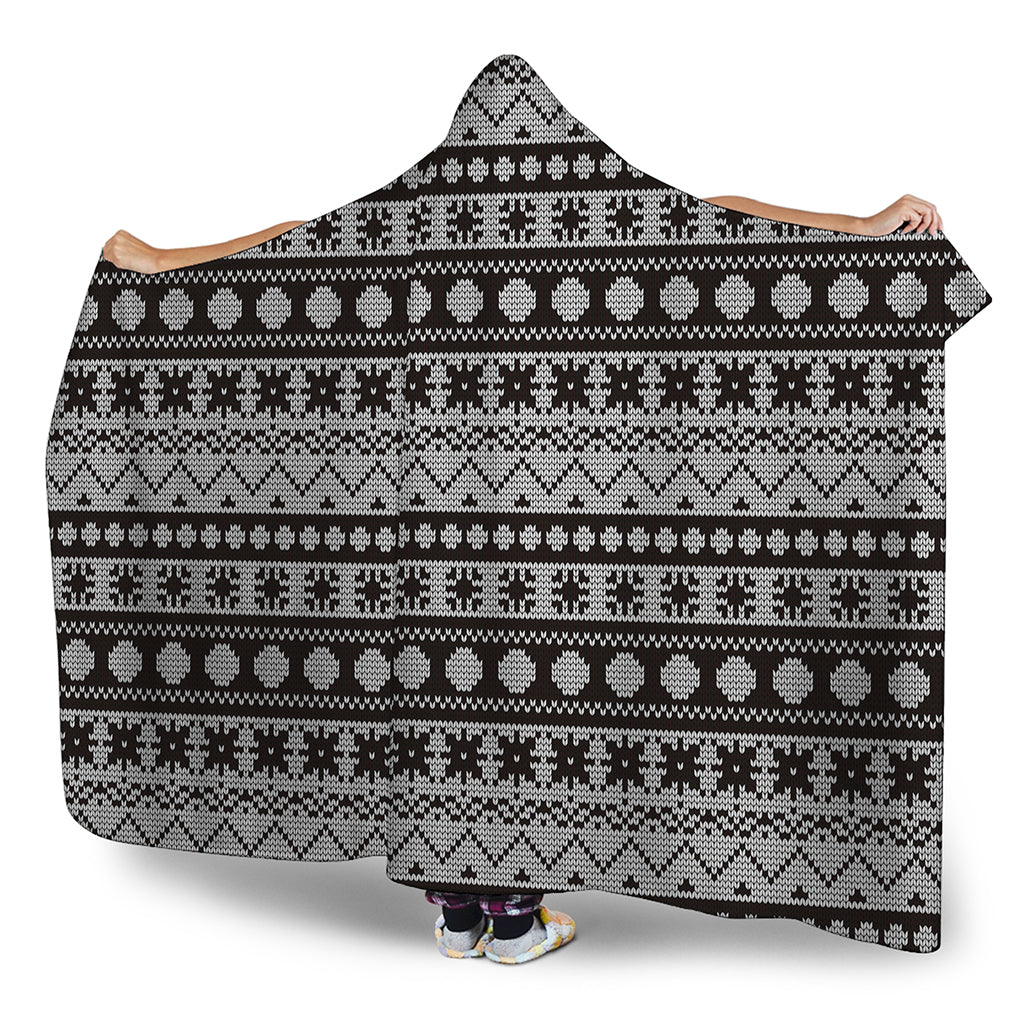 White And Black Knitted Pattern Print Hooded Blanket