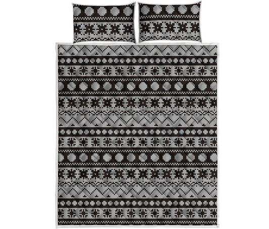 White And Black Knitted Pattern Print Quilt Bed Set