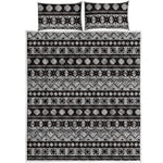 White And Black Knitted Pattern Print Quilt Bed Set