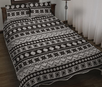 White And Black Knitted Pattern Print Quilt Bed Set