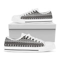 White And Black Knitted Pattern Print White Low Top Sneakers