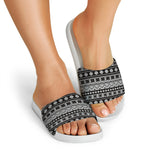 White And Black Knitted Pattern Print White Slide Sandals
