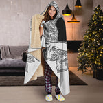 White And Black Leo Sign Print Hooded Blanket