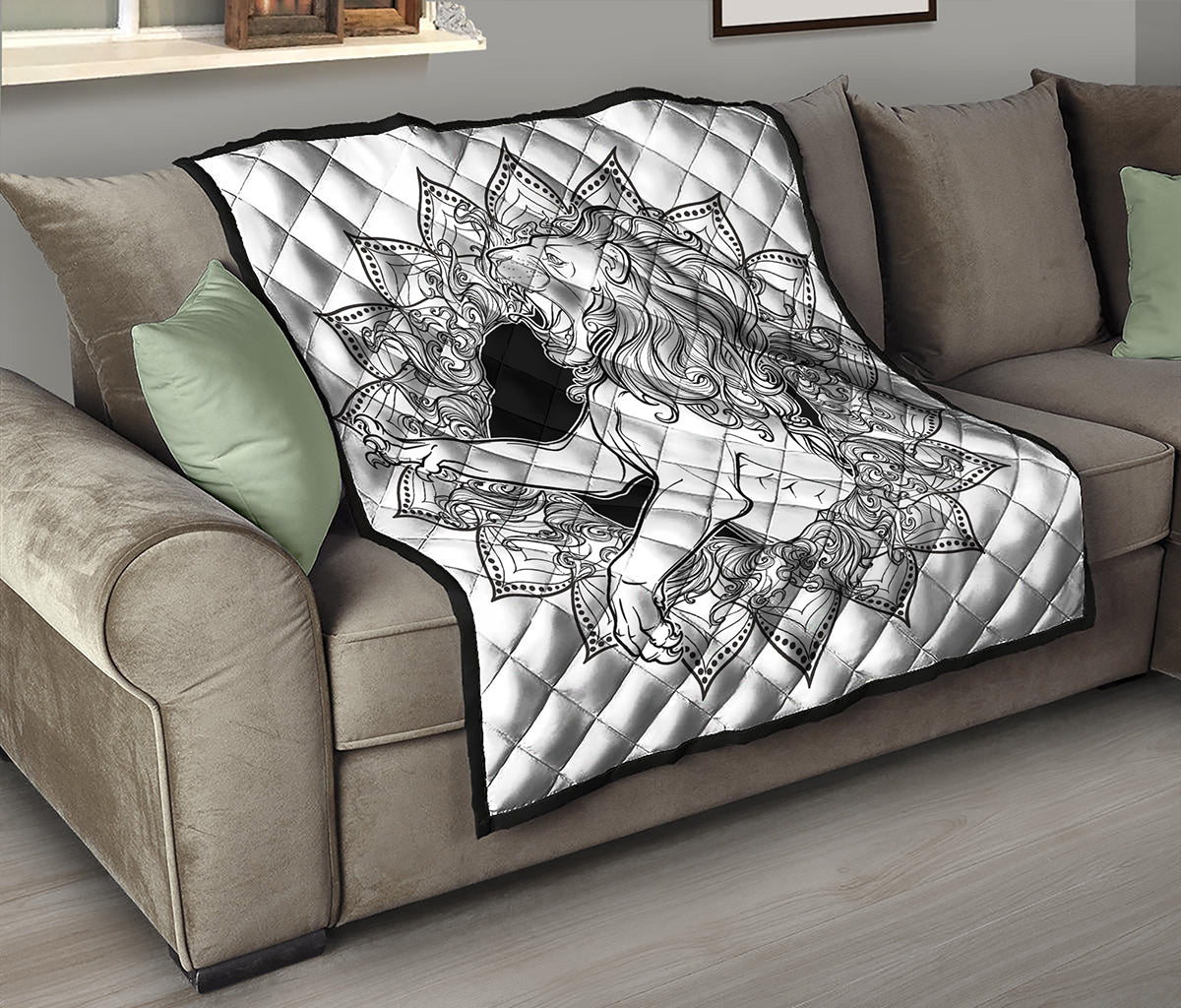 White And Black Leo Sign Print Quilt