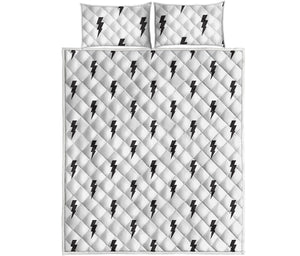 White And Black Lightning Pattern Print Quilt Bed Set