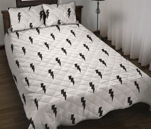 White And Black Lightning Pattern Print Quilt Bed Set