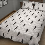 White And Black Lightning Pattern Print Quilt Bed Set