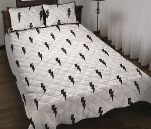 White And Black Lightning Pattern Print Quilt Bed Set