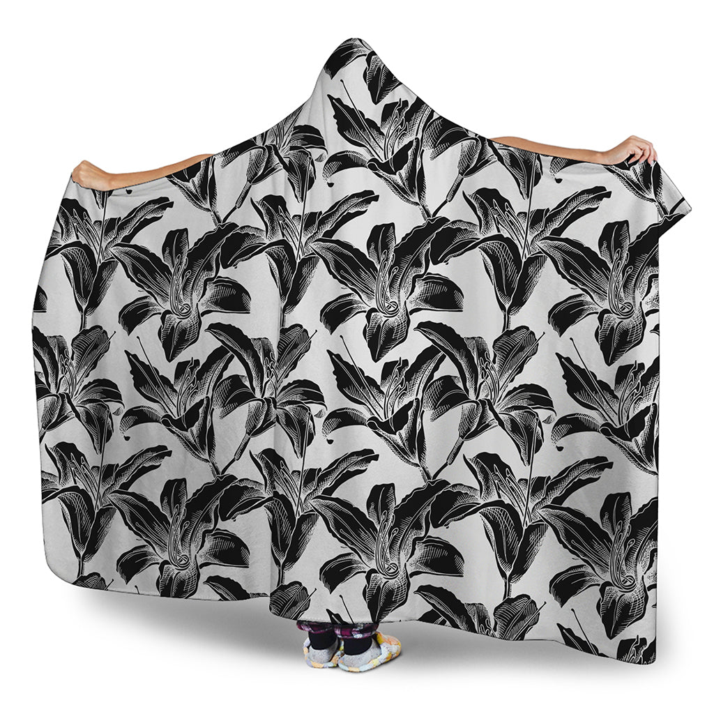 White And Black Lily Pattern Print Hooded Blanket