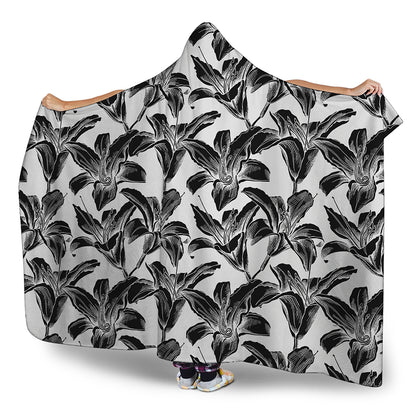 White And Black Lily Pattern Print Hooded Blanket