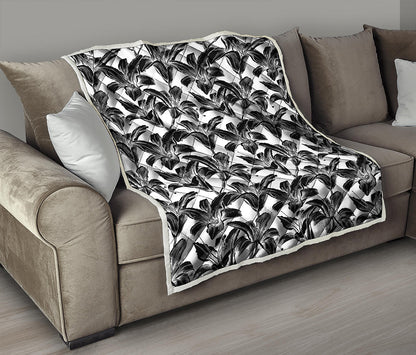 White And Black Lily Pattern Print Quilt