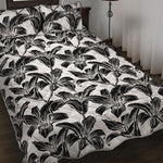 White And Black Lily Pattern Print Quilt Bed Set