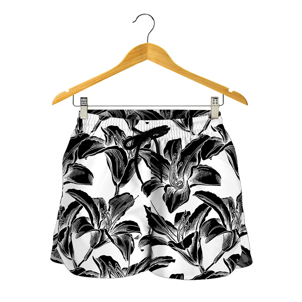 White And Black Lily Pattern Print Women's Shorts