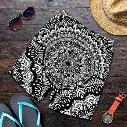 White And Black Mandala Print Men's Shorts