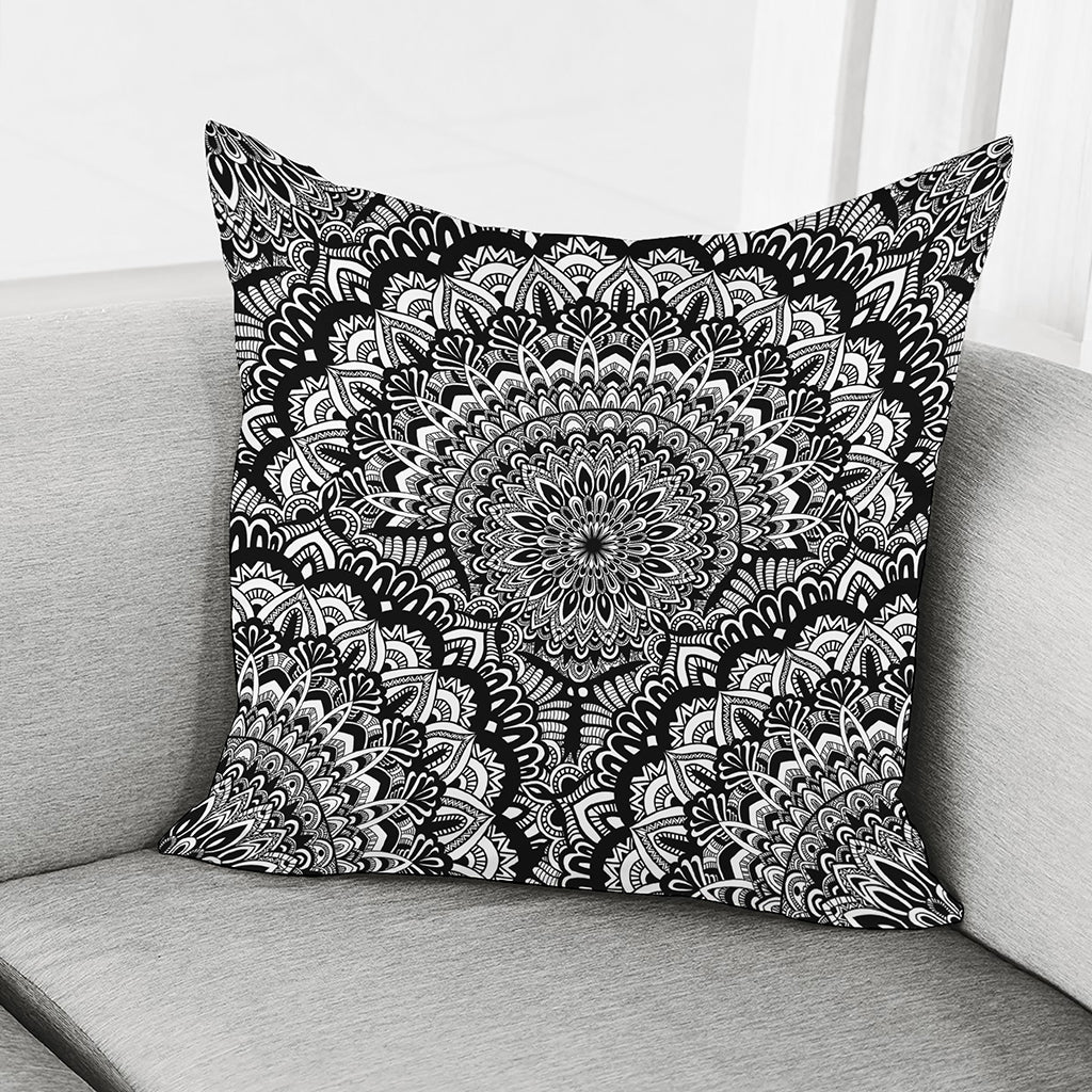 White And Black Mandala Print Pillow Cover