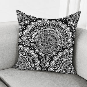 White And Black Mandala Print Pillow Cover