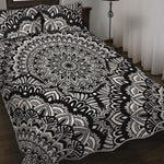 White And Black Mandala Print Quilt Bed Set