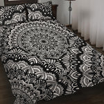 White And Black Mandala Print Quilt Bed Set