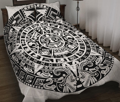 White And Black Maya Calendar Print Quilt Bed Set