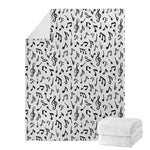 White And Black Music Note Pattern Print Blanket