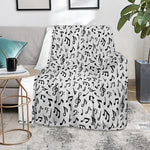White And Black Music Note Pattern Print Blanket