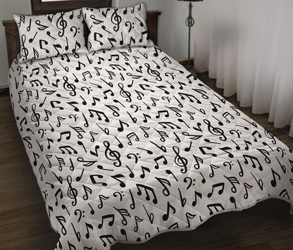 White And Black Music Note Pattern Print Quilt Bed Set