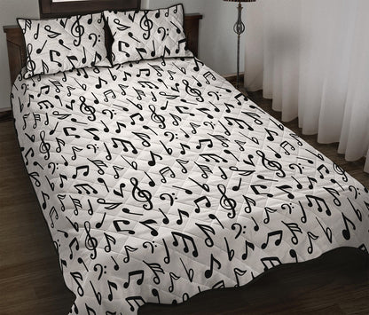 White And Black Music Note Pattern Print Quilt Bed Set