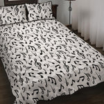 White And Black Music Note Pattern Print Quilt Bed Set