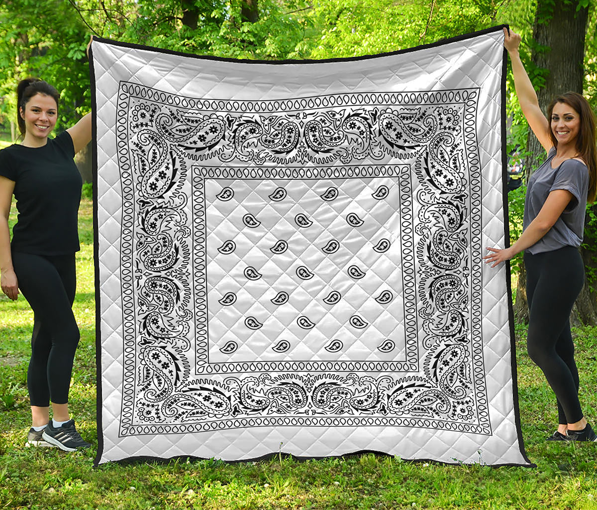 White And Black Paisley Bandana Print Quilt