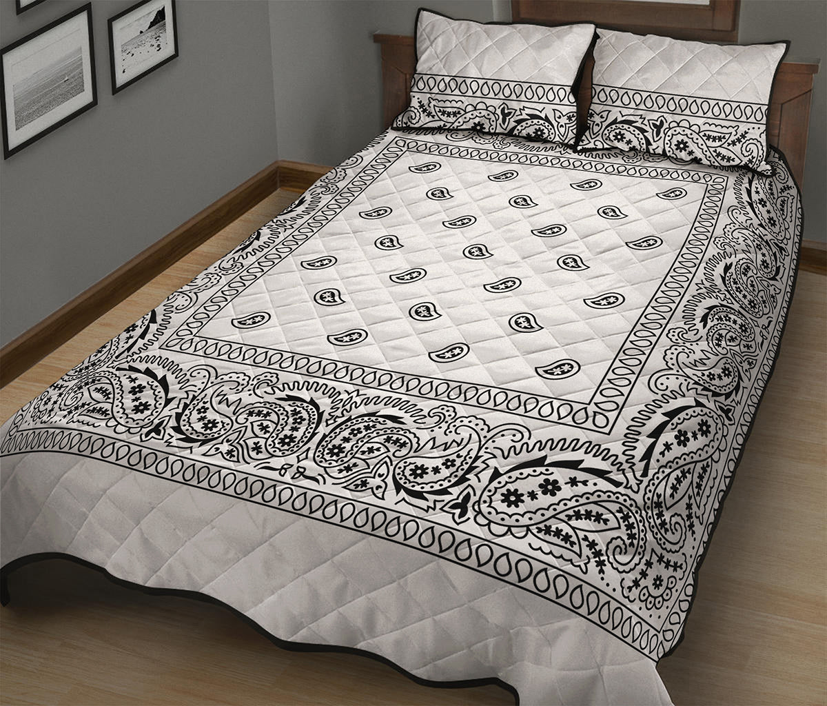 White And Black Paisley Bandana Print Quilt Bed Set