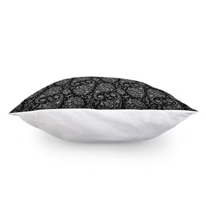 White And Black Paisley Pattern Print Pillow Cover