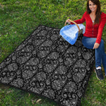 White And Black Paisley Pattern Print Quilt