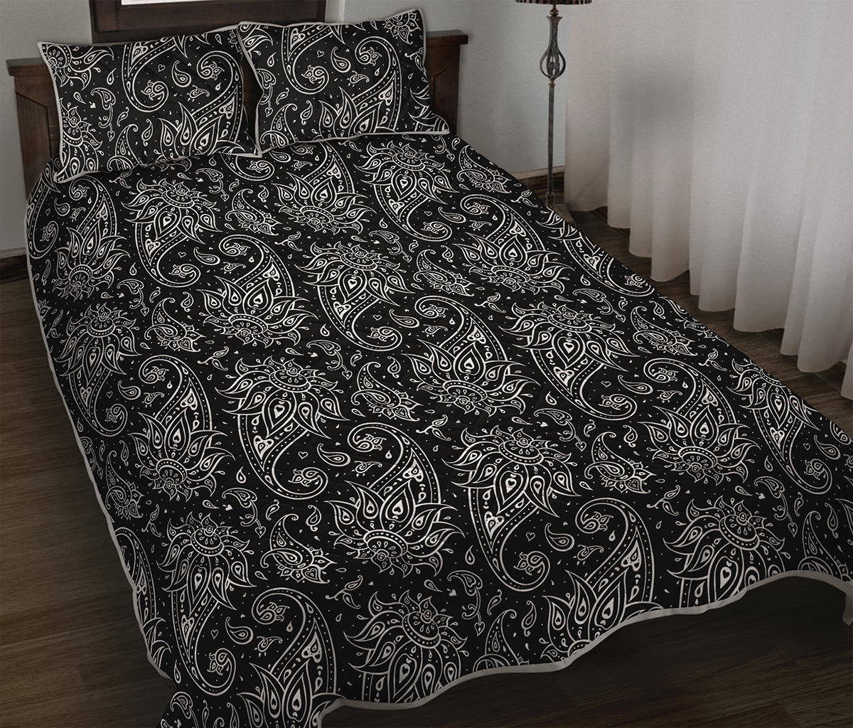 White And Black Paisley Pattern Print Quilt Bed Set