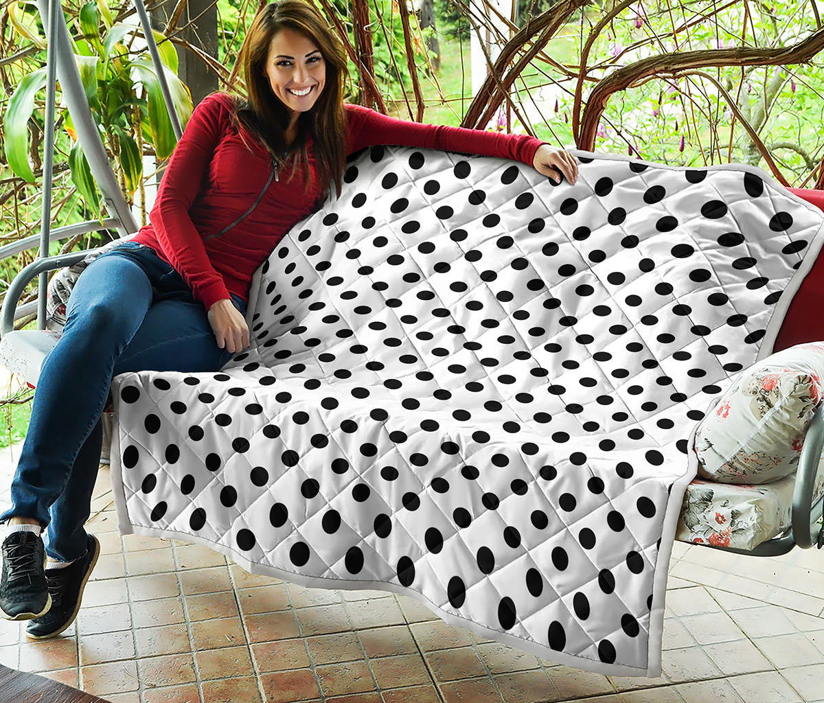 White And Black Polka Dot Pattern Print Quilt