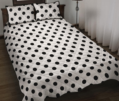 White And Black Polka Dot Pattern Print Quilt Bed Set