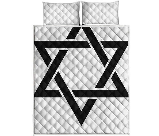 White And Black Star of David Print Quilt Bed Set