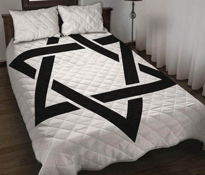 White And Black Star of David Print Quilt Bed Set