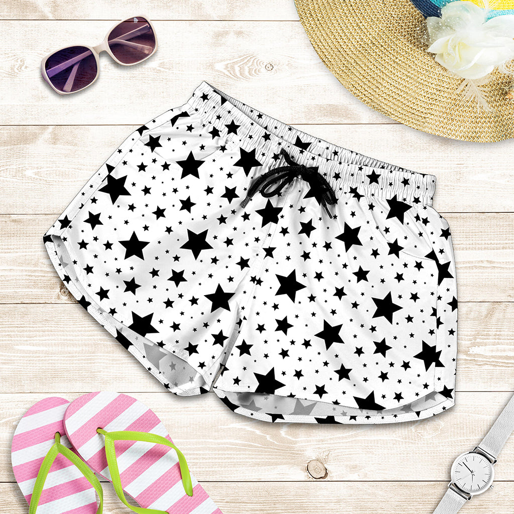 White And Black Star Pattern Print Women's Shorts