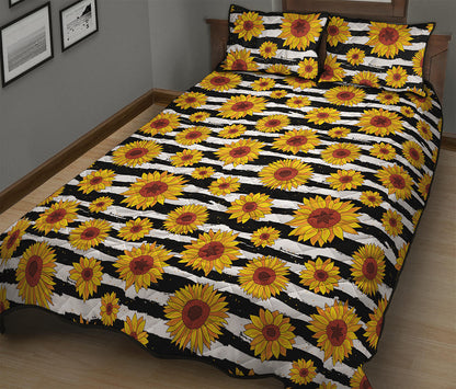 White And Black Stripe Sunflower Print Quilt Bed Set