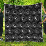 White And Black Sunflower Pattern Print Quilt