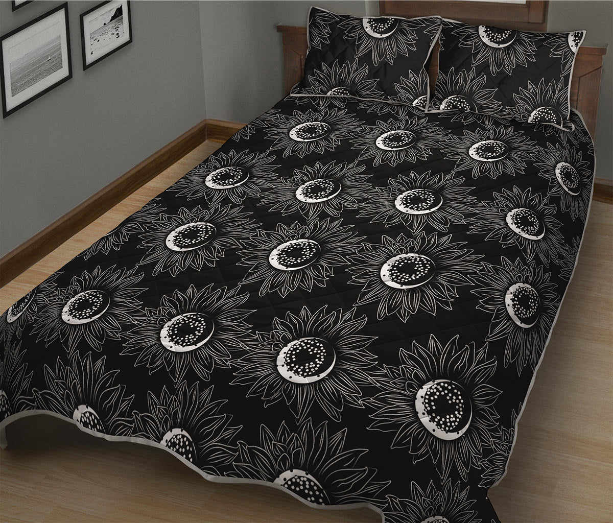 White And Black Sunflower Pattern Print Quilt Bed Set