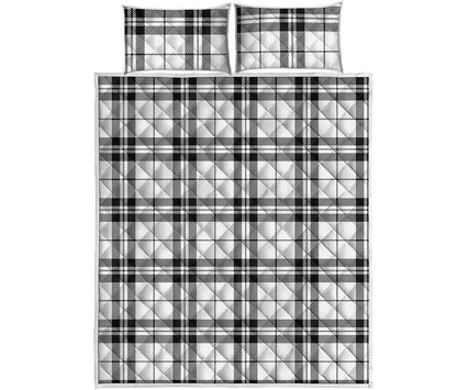 White And Black Tartan Pattern Print Quilt Bed Set