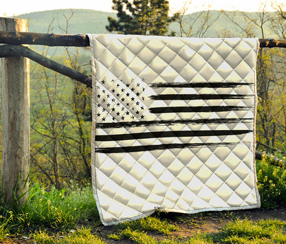 White And Black USA Flag Print Quilt