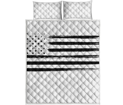 White And Black USA Flag Print Quilt Bed Set