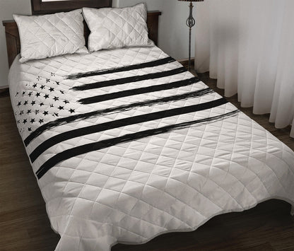 White And Black USA Flag Print Quilt Bed Set