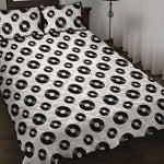 White And Black Vinyl Pattern Print Quilt Bed Set