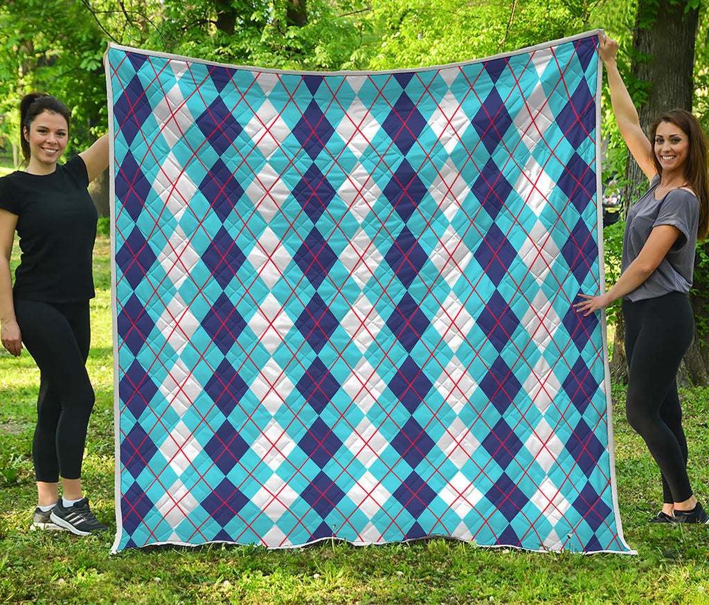White And Blue Argyle Pattern Print Quilt