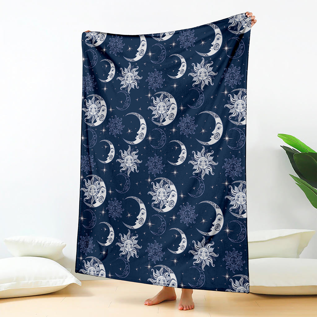 White And Blue Celestial Pattern Print Blanket