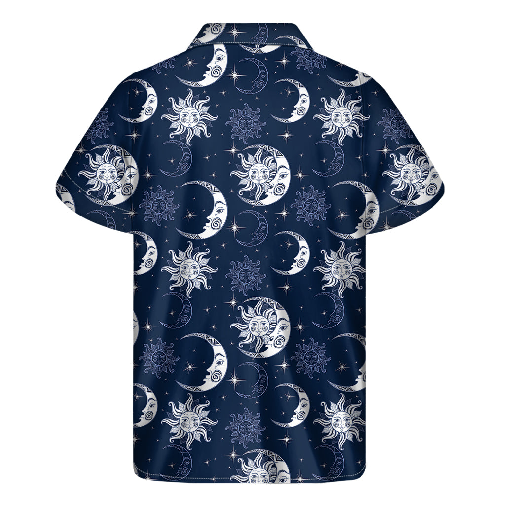 White And Blue Celestial Pattern Print Men's Short Sleeve Shirt