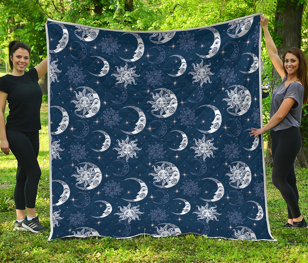 White And Blue Celestial Pattern Print Quilt